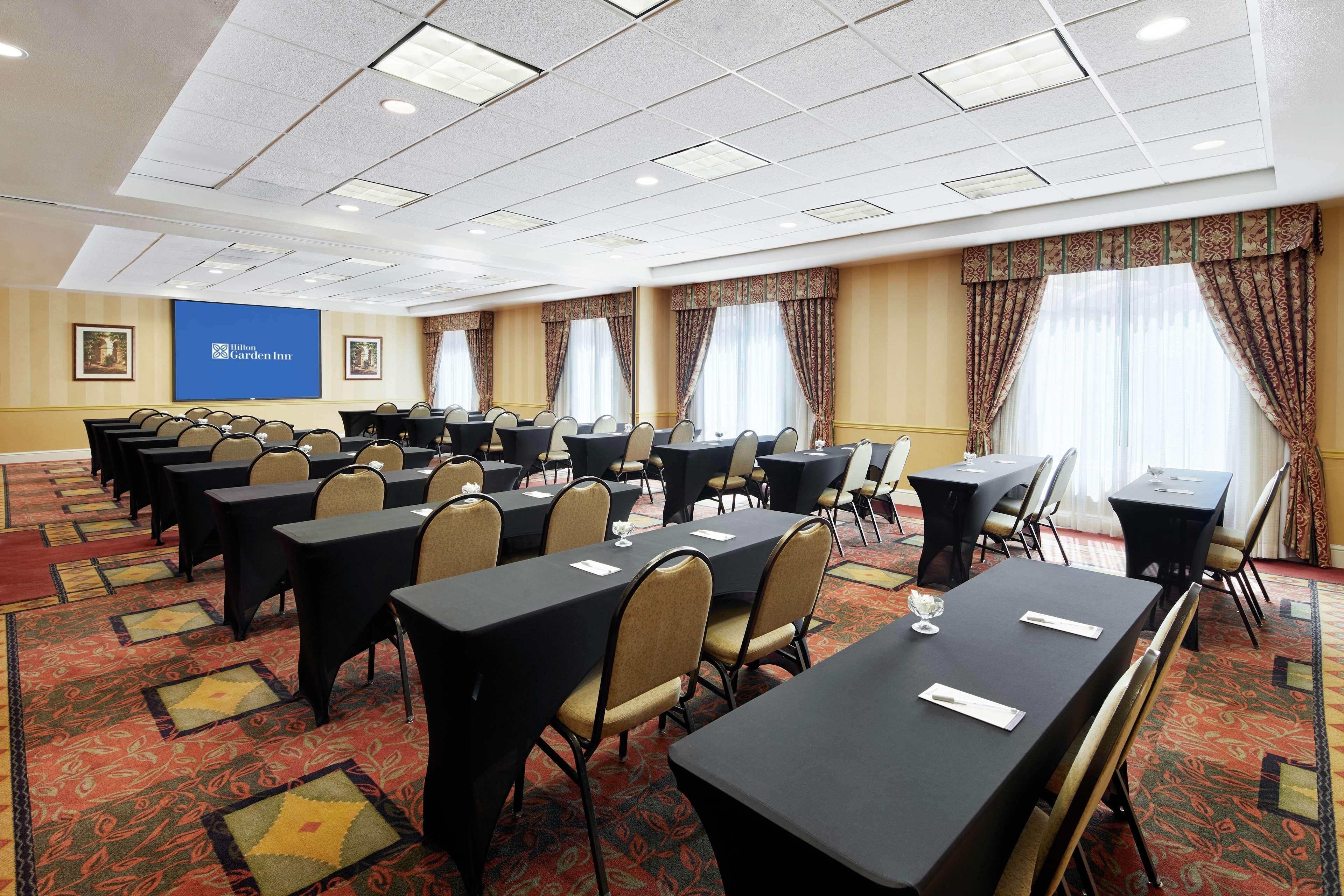 Hilton Garden Inn Las Vegas/Henderson Exterior photo