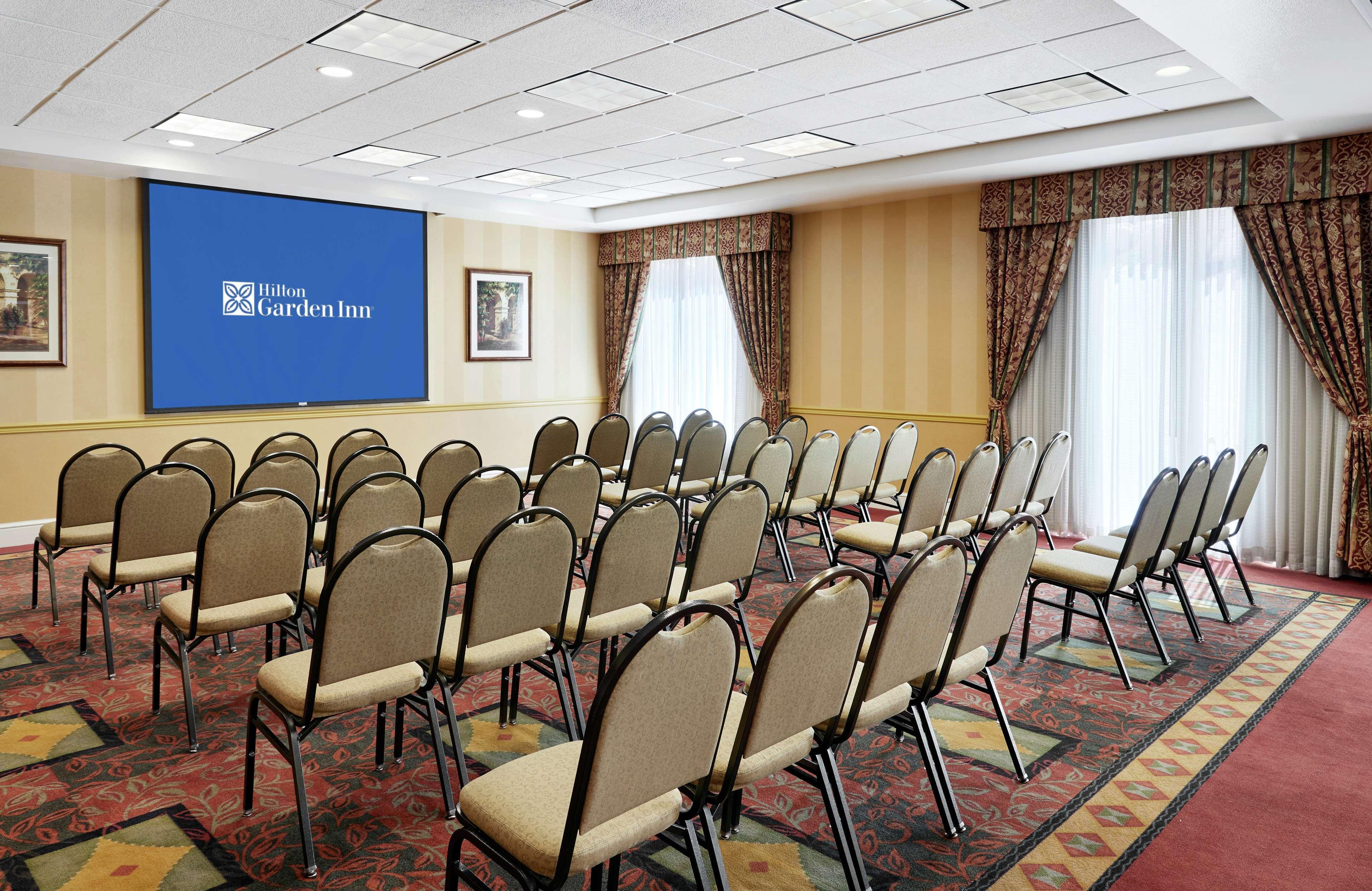 Hilton Garden Inn Las Vegas/Henderson Exterior photo