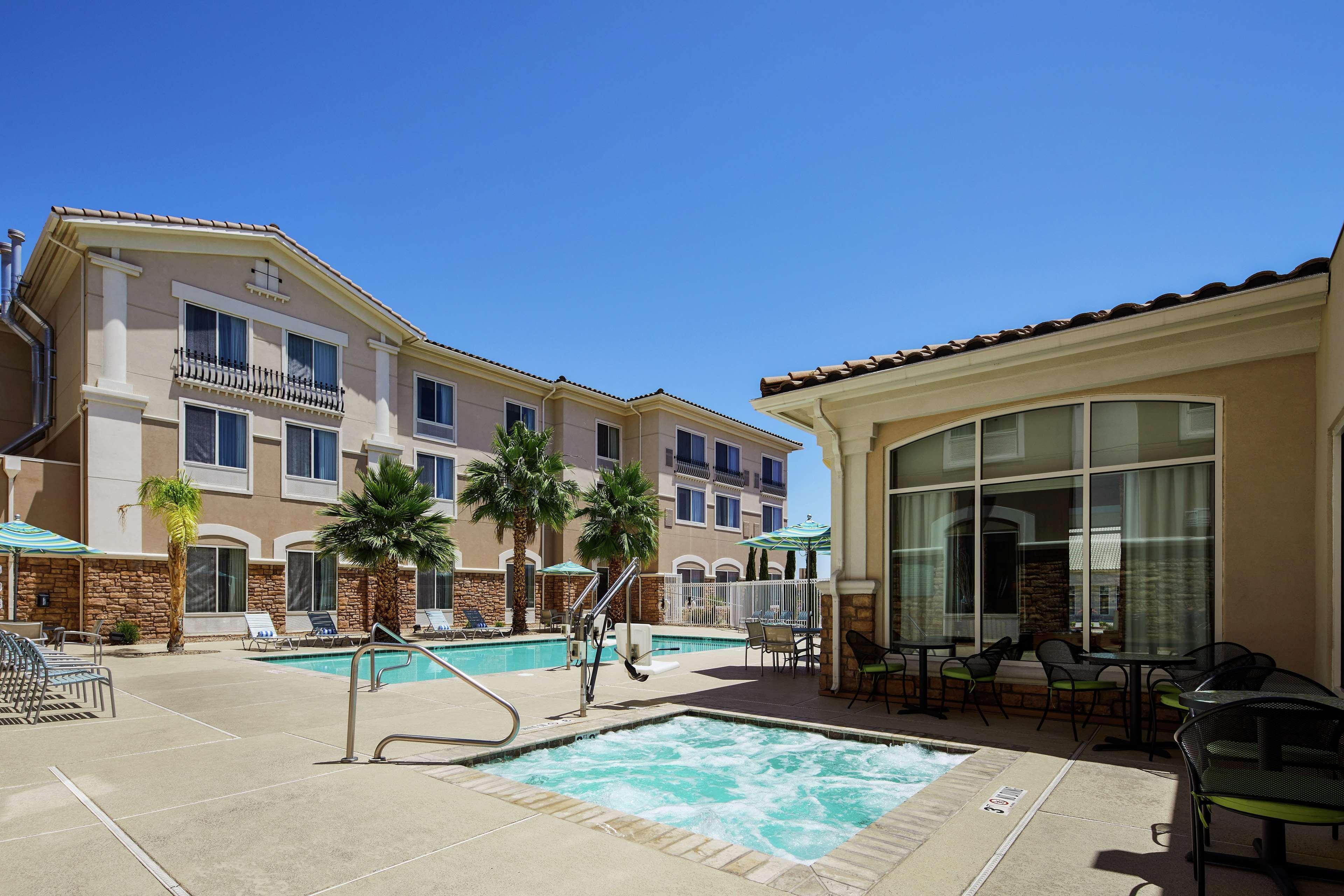 Hilton Garden Inn Las Vegas/Henderson Exterior photo