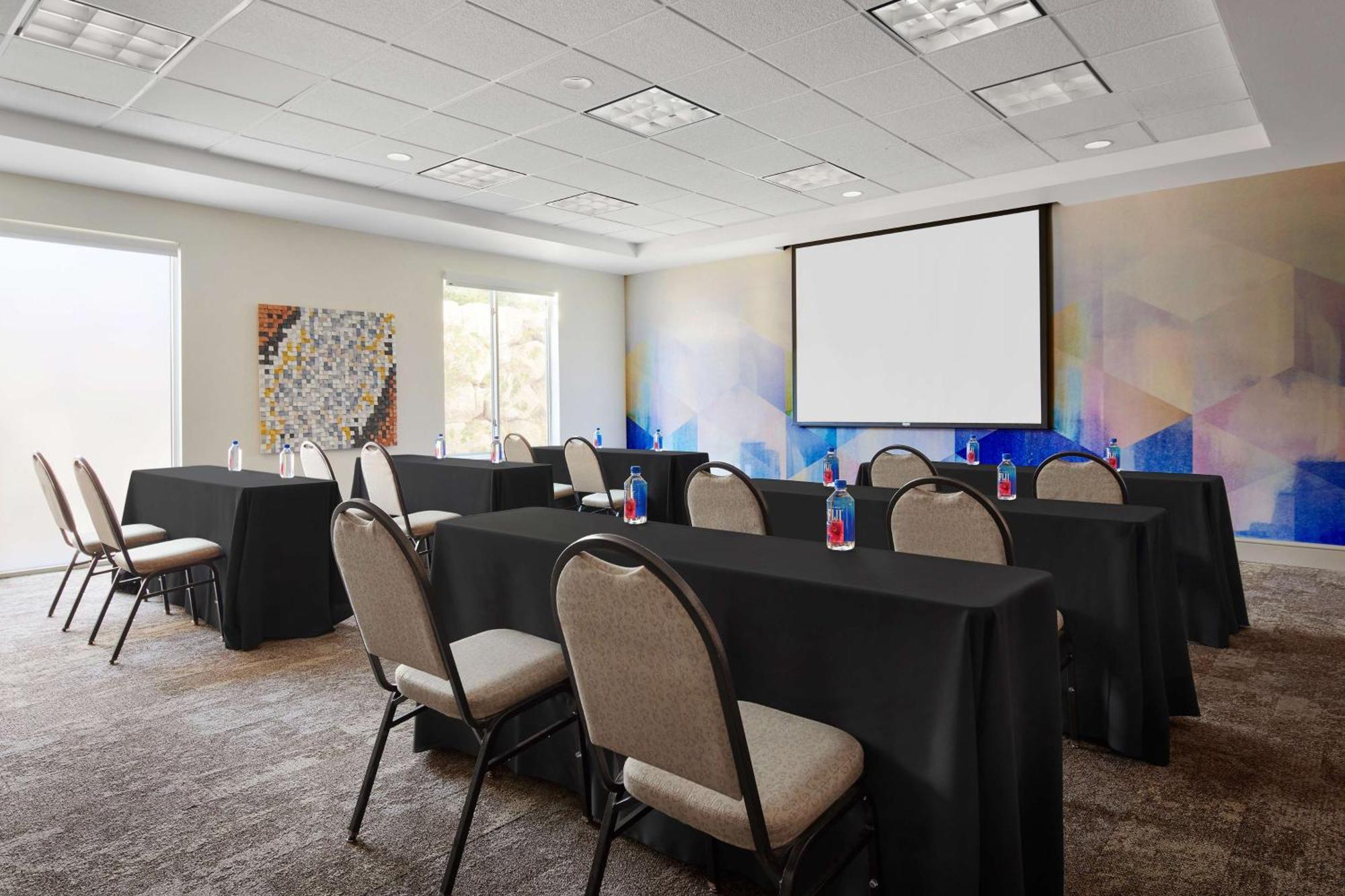 Hilton Garden Inn Las Vegas/Henderson Exterior photo