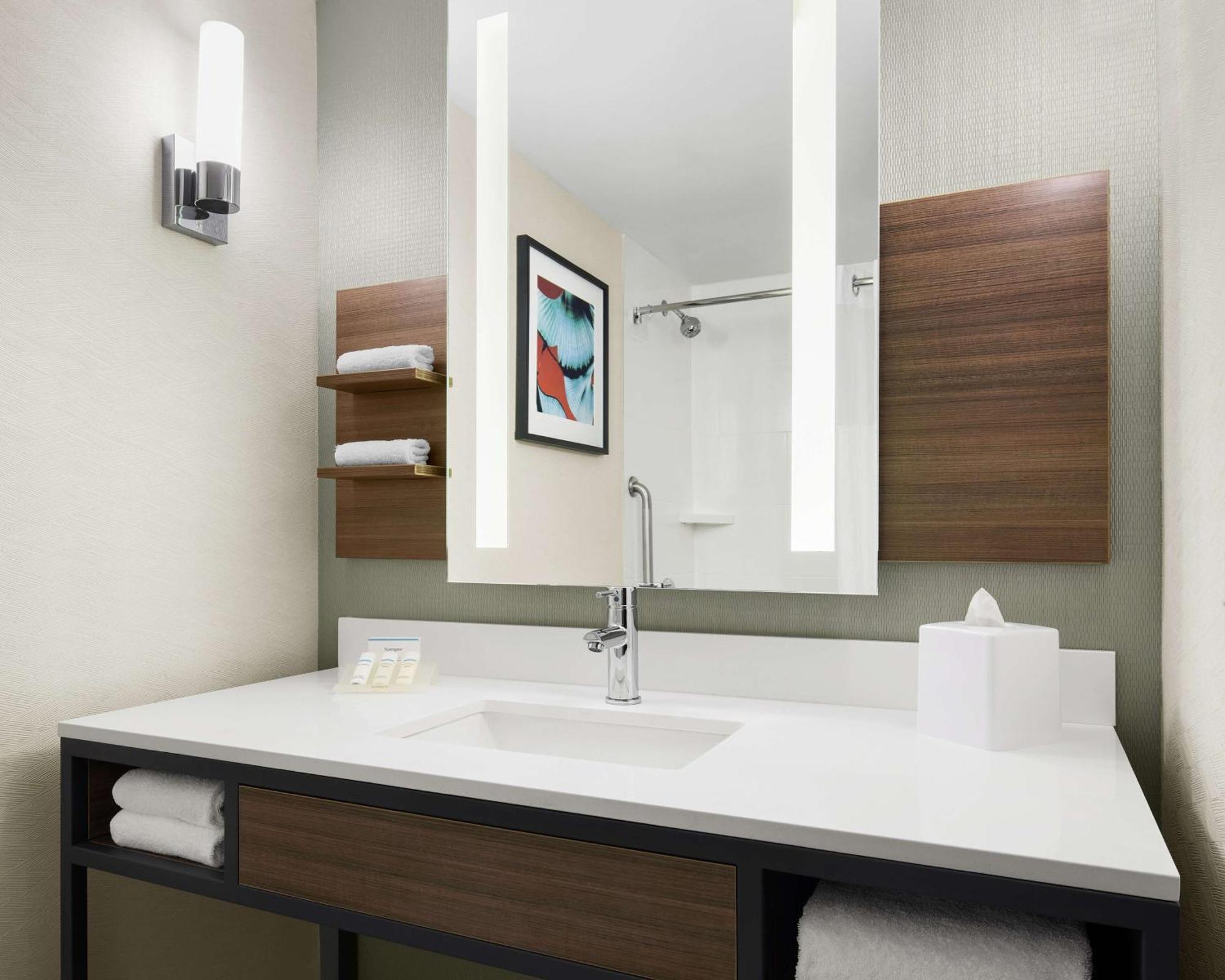 Hilton Garden Inn Las Vegas/Henderson Exterior photo