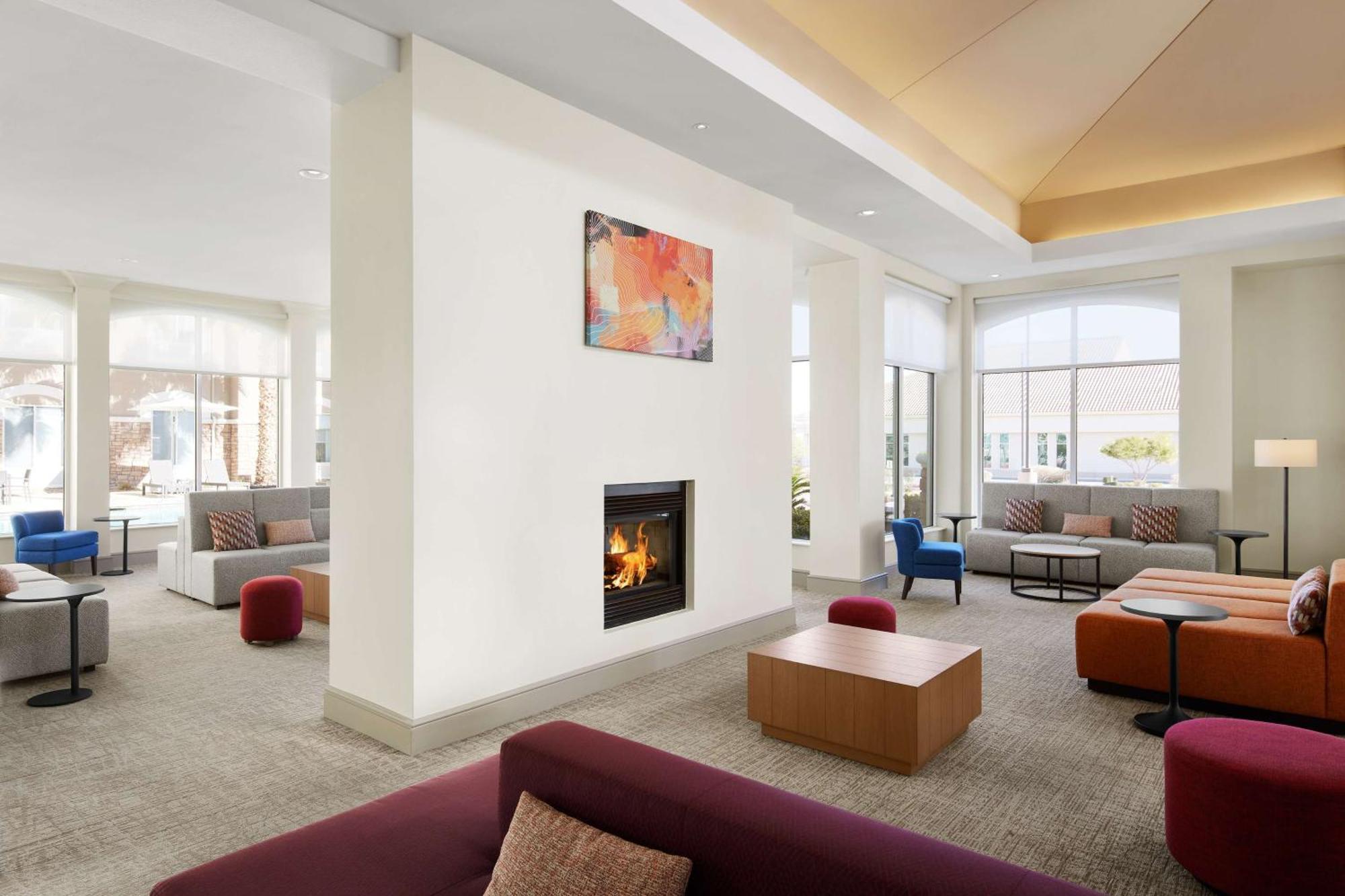 Hilton Garden Inn Las Vegas/Henderson Exterior photo